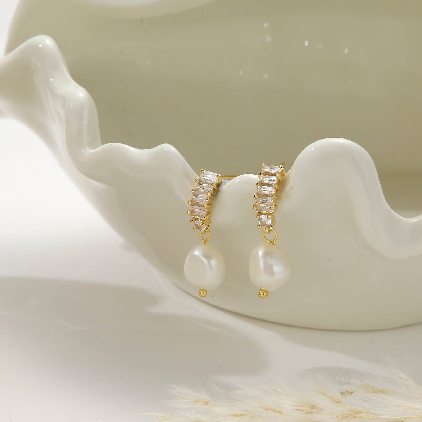 Freshwater Pearl Earrings – Crystal Arc Drop