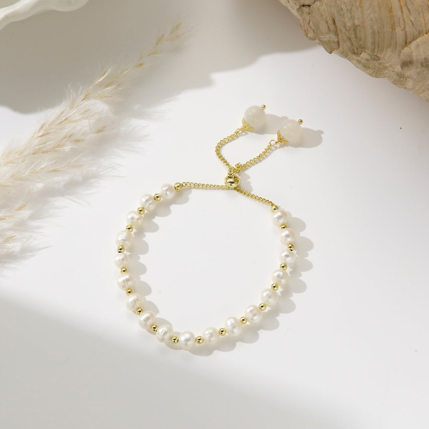 Freshwater Pearls with Gold Beads – Everyday Glow Bracelet