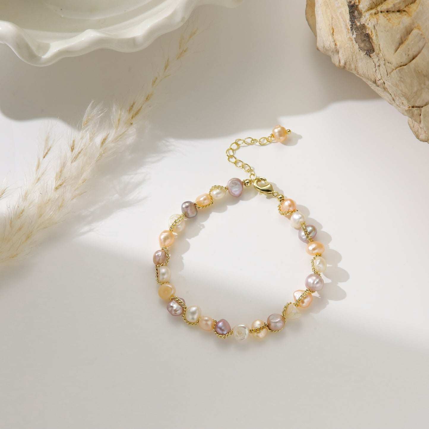 Freshwater Pearls with Multicolor Glow – Sunset Pearl Bracelet