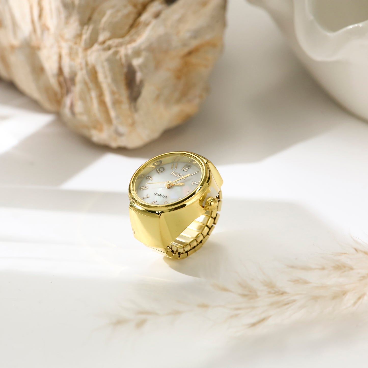 Ring That Can Be Used As Watch Mussels