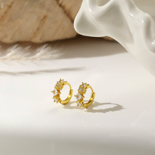 Earrings with 3D Flower Design and Gold-Plated Silver Pin Stud