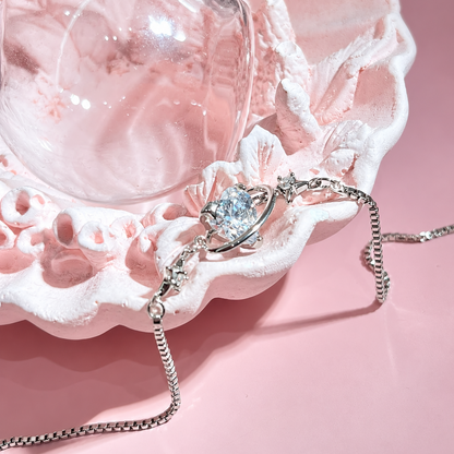 Sparkling Heart Planet Platinum-Plated Brass Bracelet